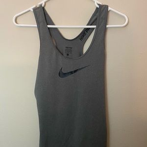 Nike pro tank